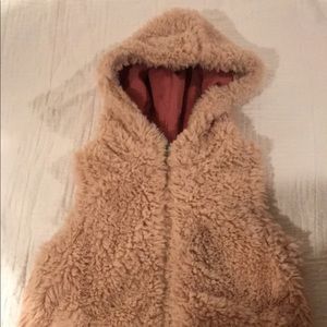 Mini Boden Little Girls Teddy/Shearling Vest